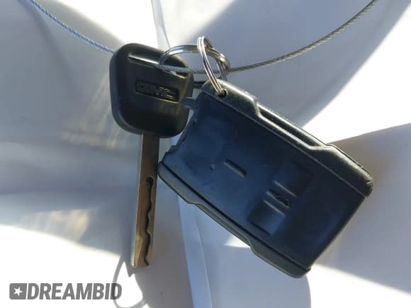 ✅ 2014 GMC Sierra 1500 SLE • VIN: 3GTU2UEC3EG494749 • Lot: 43507360. Listed on IAAI with 155,091 mi. Free auction sales archive from the USA and detailed vehicle history report at DreamBid. Image 11.