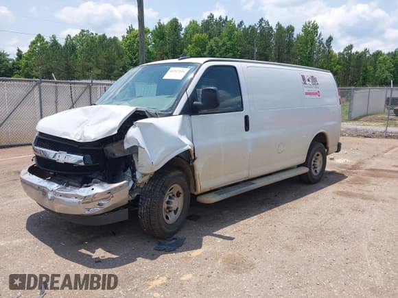 ✅ 2021 Chevrolet Express Cargo • VIN: 1GCWGAFP8M1174186 • Lot: 42342126. Listed on IAAI with 59,587 mi. Free auction sales archive from the USA and detailed vehicle history report at DreamBid. Image 21.