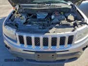 ✅ 2016 Jeep Compass Sport • VIN: 1C4NJCBA4GD554042 • Lot: 92157905. Wystawiony na Copart z przebiegiem 173 572 mil. Bezpłatny archiwum sprzedaży aukcyjnych z USA i szczegółowy raport historii pojazdu na DreamBid. Zdjęcie 12.