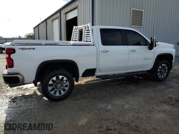 ✅ 2021 Chevrolet Silverado 2500HD LT • VIN: 1GC1YNE75MF169367 • Lot: 55177475. Wystawiony na Copart z przebiegiem 64 452 mil. Bezpłatny archiwum sprzedaży aukcyjnych z USA i szczegółowy raport historii pojazdu na DreamBid. Zdjęcie 3.