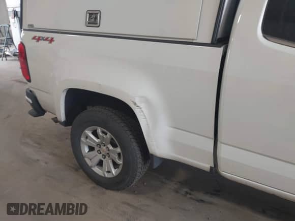 2020 Chevrolet Colorado 4WD LT z VIN 1GCHTCEA5L1232525, wystawiony jako IAAI lot #42766940 z przebiegiem 68 213 mil mil oraz . Historia ofert i sprzedaży dostępna na DreamBid. Obrazek 6.