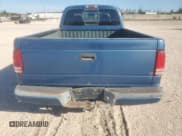 ✅ 2004 Dodge Dakota Sport • VIN: 1D7GL32K74S621130 • Lot: 91045885. Wystawiony na Copart z przebiegiem 204 038 mil. Bezpłatny archiwum sprzedaży aukcyjnych z USA i szczegółowy raport historii pojazdu na DreamBid. Zdjęcie 6.