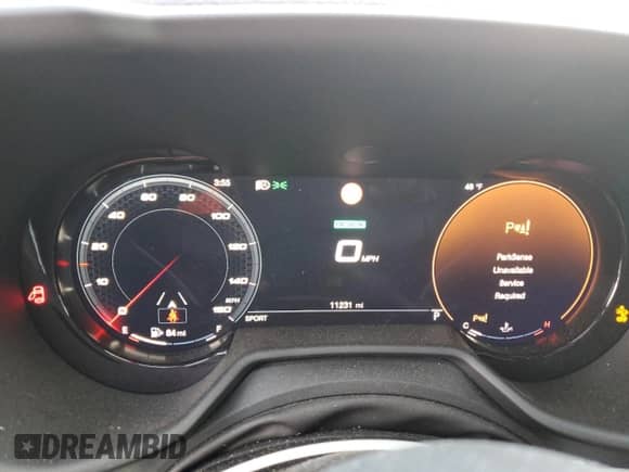 2024 Dodge Hornet R/T Plus z VIN ZACPDFDW2R3A10998, wystawiony jako Copart lot #46310575 z przebiegiem 11 231 mil mil oraz Szkoda całkowita • Salvage title. Historia ofert i sprzedaży dostępna na DreamBid. Obrazek 9.