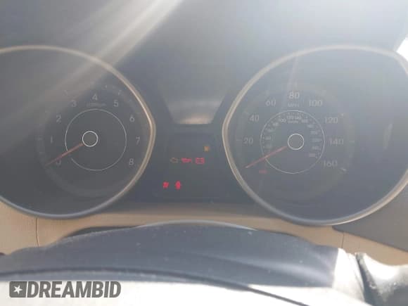 ✅ 2013 Hyundai Elantra GLS • VIN: 5NPDH4AE0DH260662 • Lot: 43081738. Listed on IAAI with 211,447 mi. Free auction sales archive from the USA and detailed vehicle history report at DreamBid. Image 7.