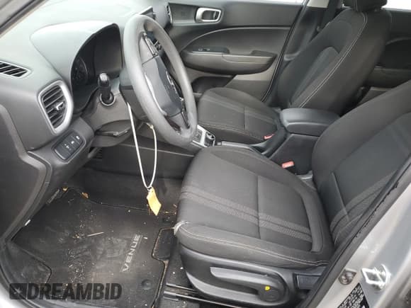 ✅ 2020 Hyundai Venue SEL • VIN: KMHRC8A36LU045653 • Lot: 81465394. Listed on Copart with 49,327 mi. Free auction sales archive from the USA and detailed vehicle history report at DreamBid. Image 7.