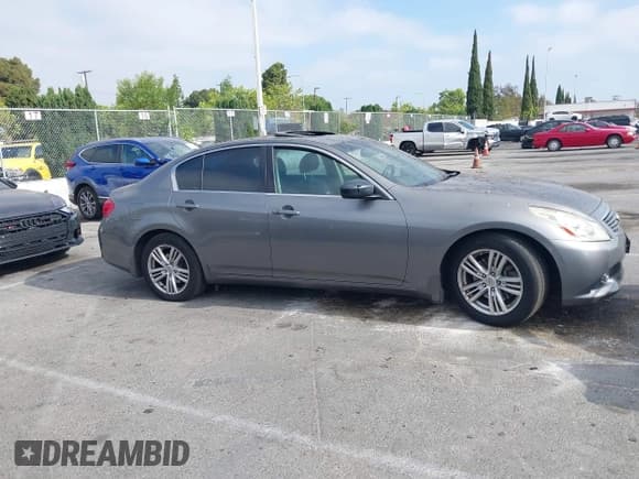 ✅ 2013 Infiniti G37 Journey • VIN: JN1CV6AP3DM721542 • Lot: 42403704. Listed on IAAI with 163,606 mi. Free auction sales archive from the USA and detailed vehicle history report at DreamBid. Image 13.