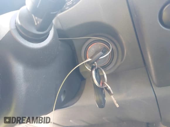 ✅ 2005 Nissan Xterra S • VIN: 5N1AN08U35C601658 • Lot: 41164175. Listed on IAAI with 238,615 mi. Free auction sales archive from the USA and detailed vehicle history report at DreamBid. Image 11.