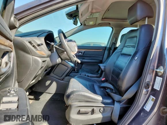 ✅ 2019 Honda CR-V Touring • VIN: 7FARW1H96KE017344 • Lot: 82345015. Listed on Copart with 167,466 mi. Free auction sales archive from the USA and detailed vehicle history report at DreamBid. Image 7.