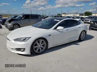 ✅ 2021 Tesla Model S Long Range Plus • VIN: 5YJSA1E2XMF427425 • Lot: 61996075. Wystawiony na Copart z przebiegiem 73 786 mil. Bezpłatny archiwum sprzedaży aukcyjnych z USA i szczegółowy raport historii pojazdu na DreamBid. Zdjęcie 1.