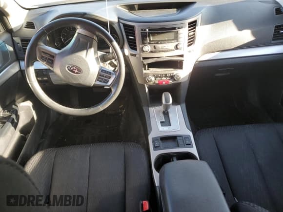 ✅ 2012 Subaru Outback Prem • VIN: 4S4BRCCC8C3276303 • Lot: 80708744. Wystawiony na Copart z przebiegiem 124 180 mil. Bezpłatny archiwum sprzedaży aukcyjnych z USA i szczegółowy raport historii pojazdu na DreamBid. Zdjęcie 8.