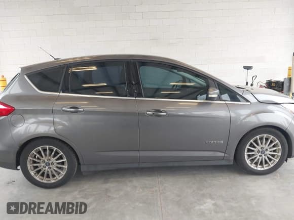 ✅ 2014 Ford C-Max SEL • VIN: 1FADP5BU0EL506465 • Lot: 42138014. Wystawiony na IAAI z przebiegiem 165 528 mil. Bezpłatny archiwum sprzedaży aukcyjnych z USA i szczegółowy raport historii pojazdu na DreamBid. Zdjęcie 13.