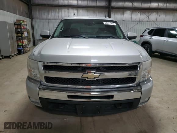 ✅ 2011 Chevrolet Silverado 1500 1HY • VIN: 3GCUKUEJ8BG139568 • Lot: 42651965. Listed on Copart with 133,877 mi. Free auction sales archive from the USA and detailed vehicle history report at DreamBid. Image 5.
