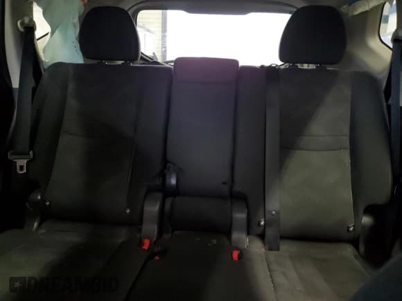 ✅ 2016 Nissan Rogue SV • VIN: KNMAT2MV3GP700495 • Lot: 92724595. Listed on Copart with 81,905 mi. Free auction sales archive from the USA and detailed vehicle history report at DreamBid. Image 10.