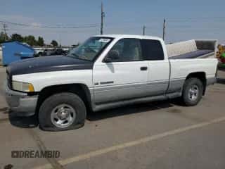 ✅ 1999 Dodge 1500 • VIN: 3B7HF12Z7XG129717 • Лот: 61296804. Размещён на Copart с пробегом Не указан миль. Получите бесплатный доступ к архиву аукционных продаж из США и посмотрите подробный отчёт об истории автомобиля на DreamBid. Изображение 1.
