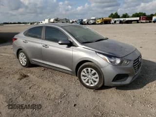 ✅ 2022 Hyundai Accent SEL • VIN: 3KPC24A61NE182923 • Lot: 63205323. Wystawiony na Copart z przebiegiem 8 312 mil. Bezpłatny archiwum sprzedaży aukcyjnych z USA i szczegółowy raport historii pojazdu na DreamBid. Zdjęcie 4.