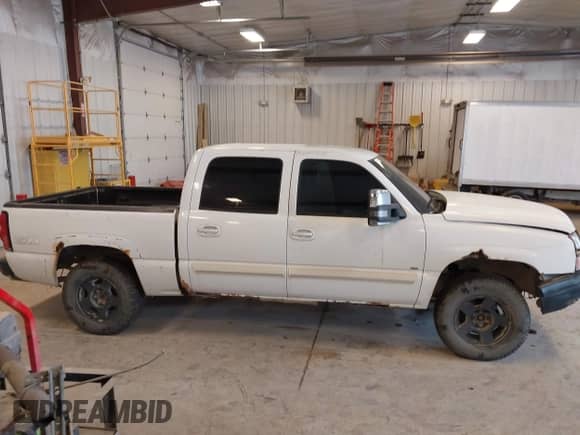 2006 Chevrolet Silverado 1500 LT1 с VIN 2GCEK13T761136828, выставлен на аукционе IAAI как лот 42510585 с пробегом 259 506 миль миль и . История ставок и продаж доступна на DreamBid. Изображение 13.