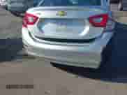 2016 Chevrolet Cruze LT z VIN 1G1BE5SM6G7266382, wystawiony jako IAAI lot #43297841 z przebiegiem 182 239 mil mil oraz . Historia ofert i sprzedaży dostępna na DreamBid. Obrazek 6.