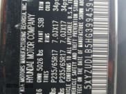 ✅ 2017 Hyundai Santa Fe 2.4L • VIN: 5XYZUDLB5HG399459 • Lot: 90931255. Listed on Copart with 148,903 mi. Free auction sales archive from the USA and detailed vehicle history report at DreamBid. Image 13.