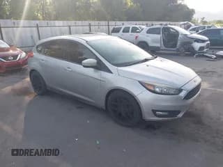 ✅ 2016 Ford Focus SE • VIN: 1FADP3K20GL360476 • Lot: 42996251. Wystawiony na IAAI z przebiegiem 95 295 mil. Bezpłatny archiwum sprzedaży aukcyjnych z USA i szczegółowy raport historii pojazdu na DreamBid. Zdjęcie 1.