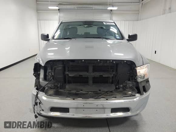 2024 Ram 1500 SLT z VIN 1C6RR6GG2RS122581, wystawiony jako Copart lot #71642285 z przebiegiem 43 564 mil mil oraz Czysty tytuł • Clean title. Historia ofert i sprzedaży dostępna na DreamBid. Obrazek 5.