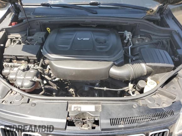 ✅ 2016 Jeep Grand Cherokee Limited • VIN: 1C4RJFBG8GC405467 • Lot: 61723125. Listed on Copart with 143,410 mi. Free auction sales archive from the USA and detailed vehicle history report at DreamBid. Image 12.