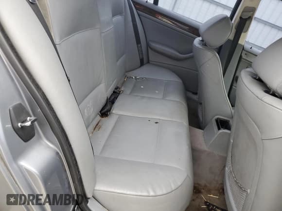 ✅ 2004 BMW 3 Series 330xi • VIN: WBAEW53484PN33398 • Lot: 43168675. Listed on Copart with 178,731 mi. Free auction sales archive from the USA and detailed vehicle history report at DreamBid. Image 10.