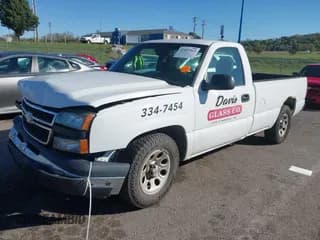 ✅ 2007 Chevrolet Silverado 1500 Work Truck • VIN: 3GCEC14X57G183749 • Lot: 43452563. Wystawiony na IAAI z przebiegiem 212 203 mil. Bezpłatny archiwum sprzedaży aukcyjnych z USA i szczegółowy raport historii pojazdu na DreamBid. Zdjęcie 2.