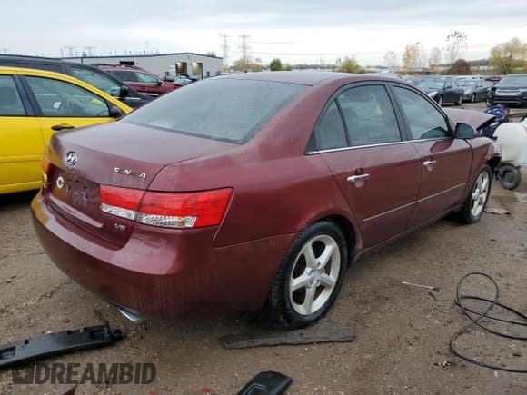 ✅ 2007 Hyundai Sonata SE • VIN: 5NPEU46FX7H201835 • Лот: 73722753. Опубликован ранее на Copart с пробегом 154 825 миль. Бесплатный доступ к архиву аукционных продаж из США и подробный отчёт об истории автомобиля на DreamBid. Изображение 3.