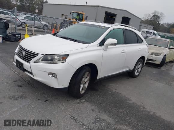 ✅ 2015 Lexus RX 350 • VIN: 2T2BK1BA5FC257633 • Lot: 43828181. Wystawiony na IAAI z przebiegiem 231 478 mil. Bezpłatny archiwum sprzedaży aukcyjnych z USA i szczegółowy raport historii pojazdu na DreamBid. Zdjęcie 17.