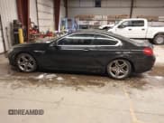 ✅ 2012 BMW 6 Series 650i xDrive • VIN: WBALX5C57CC894205 • Lot: 41591874. Wystawiony na IAAI z przebiegiem 110 932 mil. Bezpłatny archiwum sprzedaży aukcyjnych z USA i szczegółowy raport historii pojazdu na DreamBid. Zdjęcie 14.