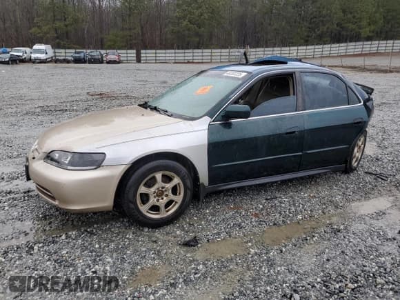 ✅ 1998 Honda Accord EX • VIN: 1HGCG5557WA129335 • Lot: 48303225. Listed on Copart with Not provided. Free auction sales archive from the USA and detailed vehicle history report at DreamBid. Image 1.