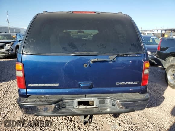 ✅ 2003 Chevrolet Suburban LT • VIN: 1GNFK16ZX3J198009 • Лот: 82784134. Опубликован ранее на Copart с пробегом 208 045 миль. Бесплатный доступ к архиву аукционных продаж из США и подробный отчёт об истории автомобиля на DreamBid. Изображение 6.