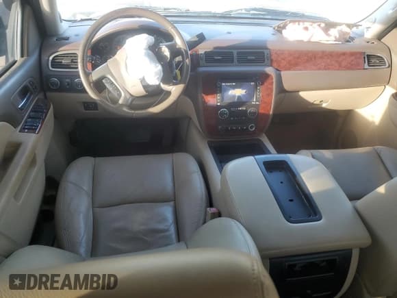 ✅ 2014 Chevrolet Silverado 2500HD LTZ • VIN: 1GC1KYE82EF129177 • Лот: 89486365. Опубликован ранее на Copart с пробегом 208 032 миль. Бесплатный доступ к архиву аукционных продаж из США и подробный отчёт об истории автомобиля на DreamBid. Изображение 8.