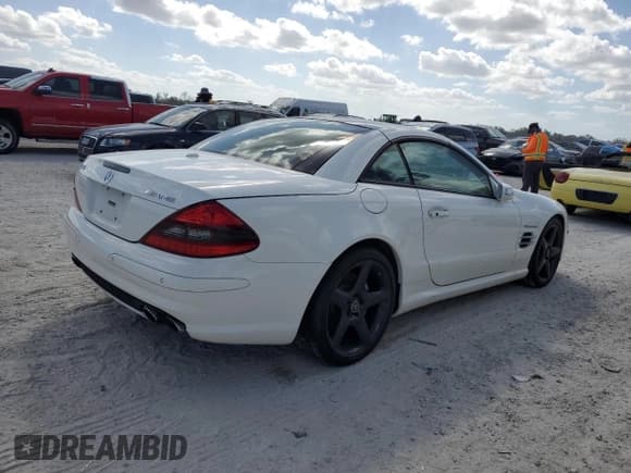 ✅ 2008 Mercedes-Benz SL 55/63 AMG • VIN: WDBSK72F98F136616 • Lot: 77465244. Wystawiony na Copart z przebiegiem Nie podano. Bezpłatny archiwum sprzedaży aukcyjnych z USA i szczegółowy raport historii pojazdu na DreamBid. Zdjęcie 3.