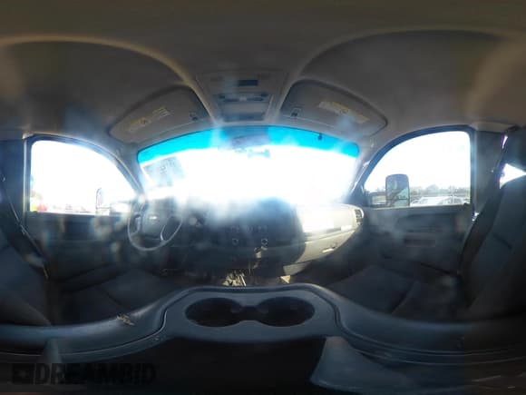 ✅ 2011 Chevrolet Silverado 2500HD Work Truck • VIN: 1GC2KVCG6BZ332676 • Lot: 43212579. Wystawiony na IAAI z przebiegiem 255 754 mil. Bezpłatny archiwum sprzedaży aukcyjnych z USA i szczegółowy raport historii pojazdu na DreamBid. Zdjęcie 19.