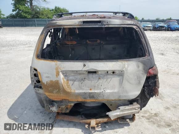 2004 Toyota Highlander с VIN JTEDD21A040083293, выставлен на аукционе Copart как лот 61767765 с пробегом Не указан миль и Списание • Salvage title. История ставок и продаж доступна на DreamBid. Изображение 6.