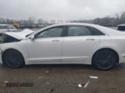 ✅ 2017 Lincoln MKZ Reserve • VIN: 3LN6L5E92HR664751 • Lot: 43664414. Wystawiony na IAAI z przebiegiem 42 582 mil. Bezpłatny archiwum sprzedaży aukcyjnych z USA i szczegółowy raport historii pojazdu na DreamBid. Zdjęcie 15.