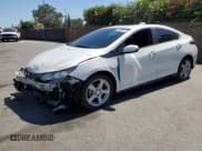 ✅ 2017 Chevrolet Volt LT • VIN: 1G1RC6S5XHU201170 • Lot: 64902654. Wystawiony na Copart z przebiegiem 93 199 mil. Bezpłatny archiwum sprzedaży aukcyjnych z USA i szczegółowy raport historii pojazdu na DreamBid. Zdjęcie 1.