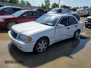 ✅ 1999 Mercedes-Benz C 230/260/280/320 • VIN: WDBHA24G3XA757741 • Lot: 62602045. Wystawiony na Copart z przebiegiem 85 928 mil. Bezpłatny archiwum sprzedaży aukcyjnych z USA i szczegółowy raport historii pojazdu na DreamBid. Zdjęcie 1.