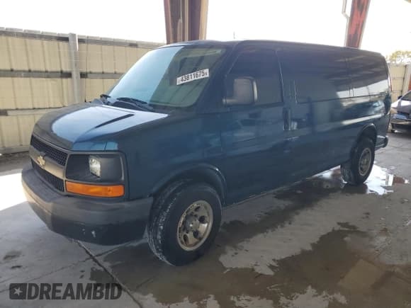 ✅ 2012 Chevrolet Express Cargo • VIN: 1GCWGFFA7C1105285 • Лот: 92467715. Опубликован ранее на Copart с пробегом 180 820 миль. Бесплатный доступ к архиву аукционных продаж из США и подробный отчёт об истории автомобиля на DreamBid. Изображение 1.