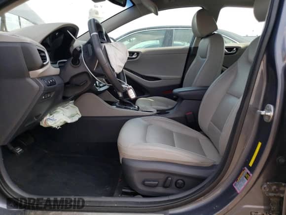 2018 Hyundai Ioniq Limited с VIN KMHC05LC8JU082243, выставлен на аукционе Copart как лот 63688934 с пробегом 68 719 миль миль и Списание • Salvage title. История ставок и продаж доступна на DreamBid. Изображение 7.