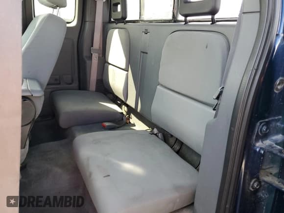 ✅ 2005 Dodge Dakota SLT • VIN: 1D7HE42K05S163047 • Lot: 86184775. Wystawiony na Copart z przebiegiem 193 269 mil. Bezpłatny archiwum sprzedaży aukcyjnych z USA i szczegółowy raport historii pojazdu na DreamBid. Zdjęcie 10.