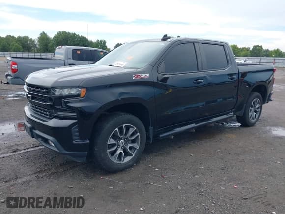 ✅ 2019 Chevrolet Silverado 1500 RST • VIN: 3GCUYEEDXKG177656 • Lot: 42870941. Wystawiony na IAAI z przebiegiem 72 422 mil. Bezpłatny archiwum sprzedaży aukcyjnych z USA i szczegółowy raport historii pojazdu na DreamBid. Zdjęcie 2.