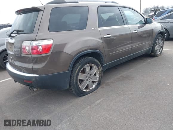 ✅ 2010 GMC Acadia SLT2 • VIN: 1GKLRNEDXAJ124160 • Lot: 43812566. Listed on IAAI with 203,939 mi. Free auction sales archive from the USA and detailed vehicle history report at DreamBid. Image 4.
