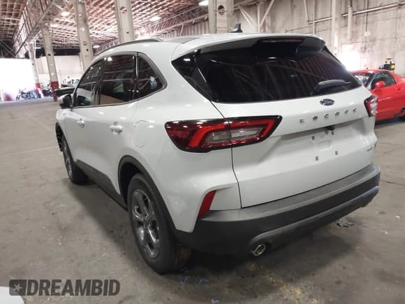 ✅ 2025 Ford Escape ST-Line Select • VIN: 1FMCU9NA8SUB32776 • Лот: 43056808. Опубликован ранее на IAAI с пробегом Не указан. Бесплатный доступ к архиву аукционных продаж из США и подробный отчёт об истории автомобиля на DreamBid. Изображение 3.