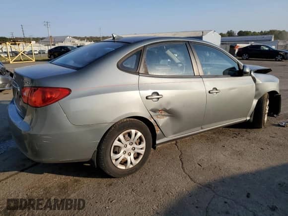 ✅ 2010 Hyundai Elantra GLS • VIN: KMHDU4ADXAU832286 • Lot: 75732924. Wystawiony na Copart z przebiegiem 98 392 mil mil. Skorzystaj z bezpłatnego archiwum sprzedaży aukcyjnych z USA i zobacz szczegółowy raport historii pojazdu na DreamBid. Zdjęcie 3.