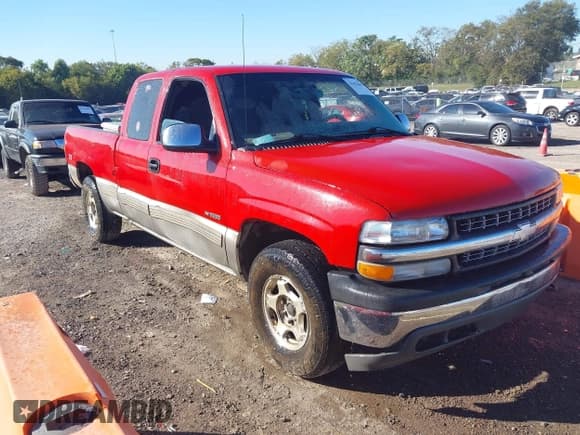 ✅ 2002 Chevrolet Silverado 1500 LS • VIN: 2GCEK19T521148204 • Лот: 43423698. Опубликован ранее на IAAI с пробегом 191 505 миль. Бесплатный доступ к архиву аукционных продаж из США и подробный отчёт об истории автомобиля на DreamBid. Изображение 1.