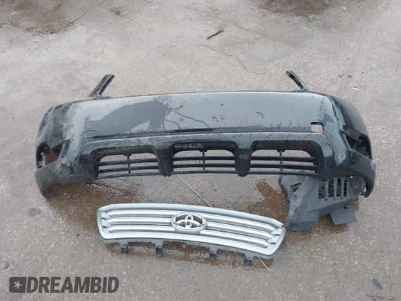 ✅ 2009 Toyota Highlander • VIN: JTEDS41A392075072 • Lot: 43630054. Listed on IAAI with Not provided. Free auction sales archive from the USA and detailed vehicle history report at DreamBid. Image 12.