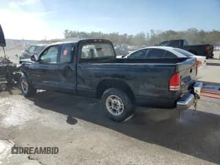 ✅ 2000 Dodge Dakota • VIN: 1B7GL22X5YS653452 • Lot: 41425835. Wystawiony na Copart z przebiegiem Nie podano. Bezpłatny archiwum sprzedaży aukcyjnych z USA i szczegółowy raport historii pojazdu na DreamBid. Zdjęcie 2.
