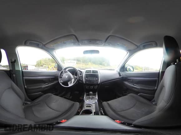 2014 Mitsubishi Outlander ES с VIN 4A4AP3AUXEE002604, выставлен на аукционе IAAI как лот 43356071 с пробегом 102 875 миль миль и . История ставок и продаж доступна на DreamBid. Изображение 18.